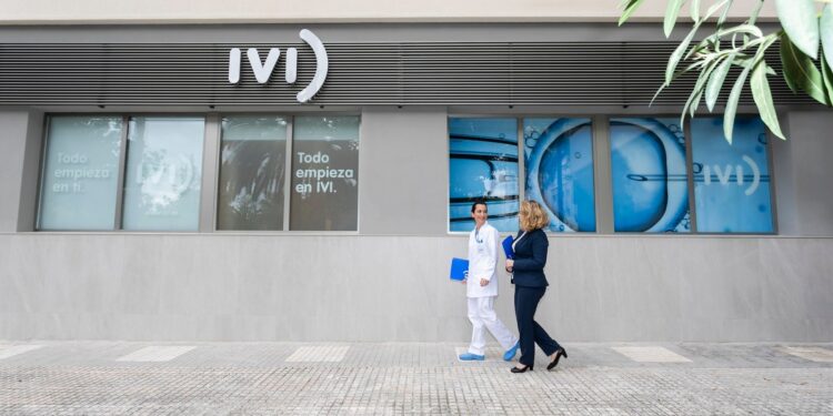 IVI Málaga: 5 years of enthusiasm, commitment, science … and happy families